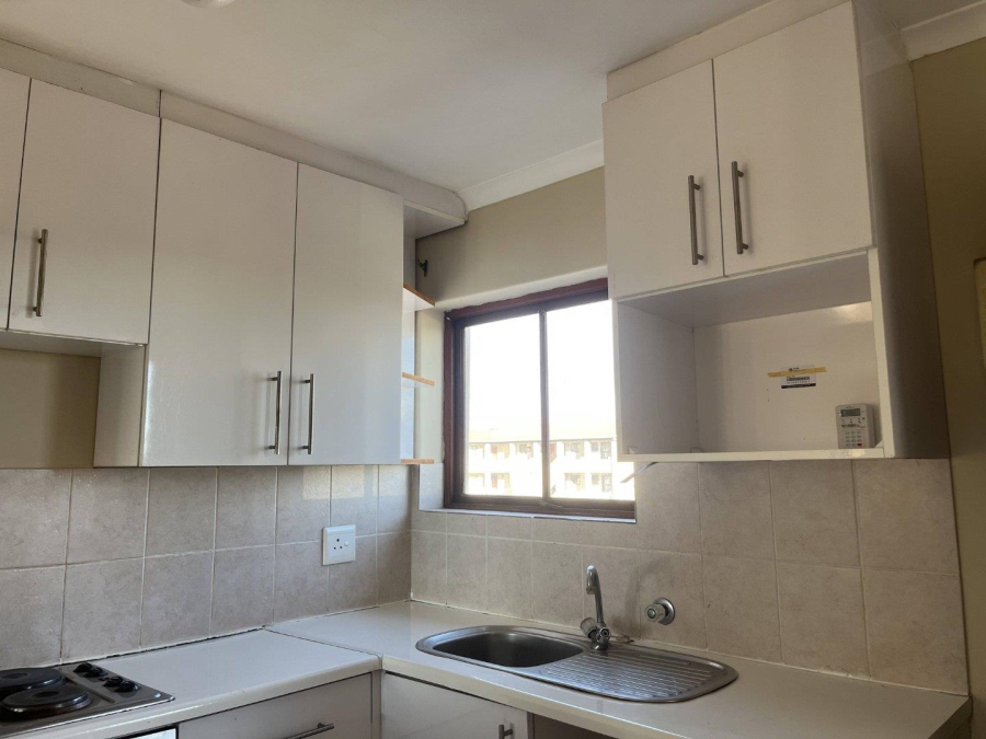 2 Bedroom Property for Sale in Parklands Western Cape